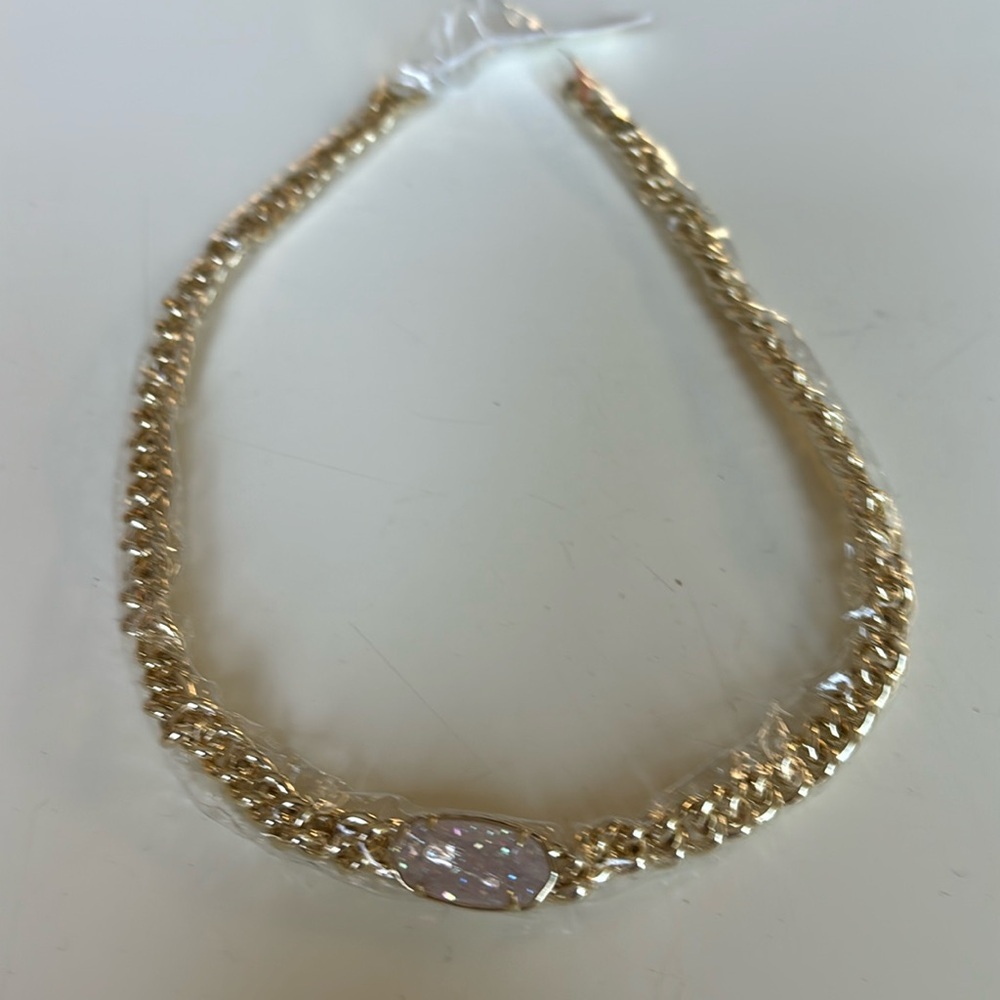 KENDRA SCOTT Elisa Chain.  Brand new with Tags.